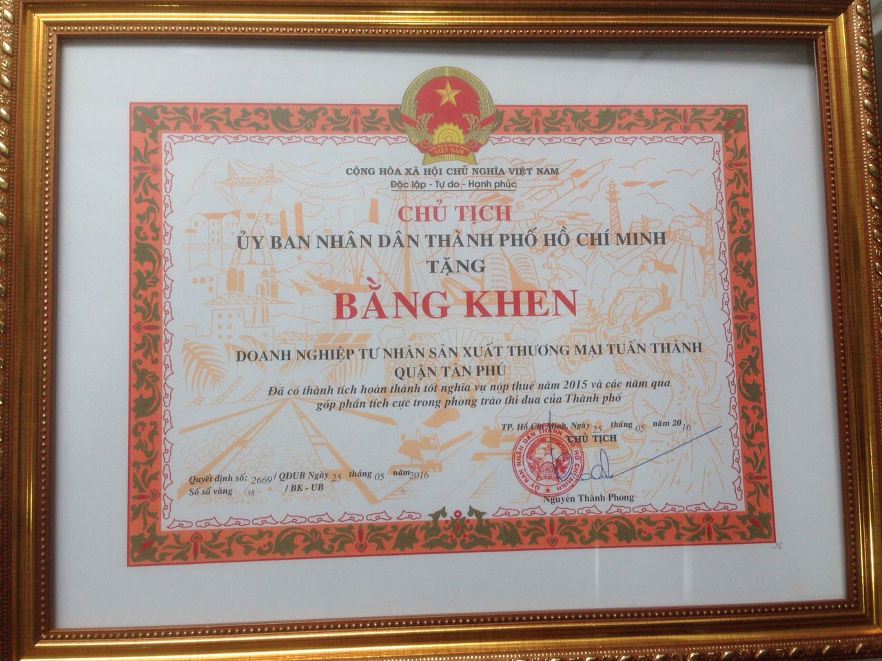 Bằng khen